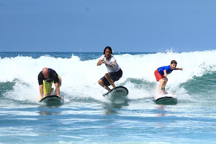 surfing class white waters